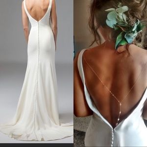 V back crepe Wedding dress (ivory)